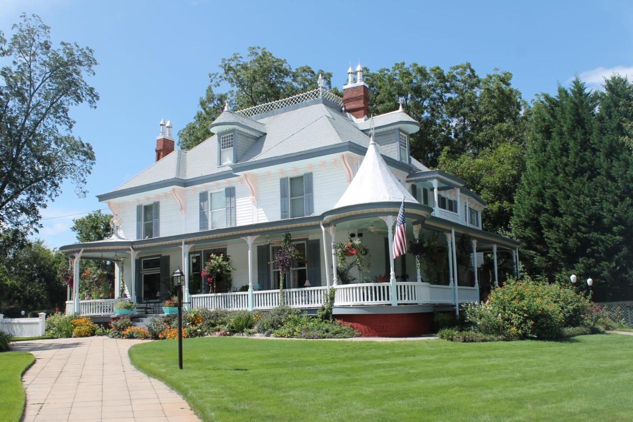 Highgate Estate & Gardens Bed & Breakfast Greensboro Exterior photo
